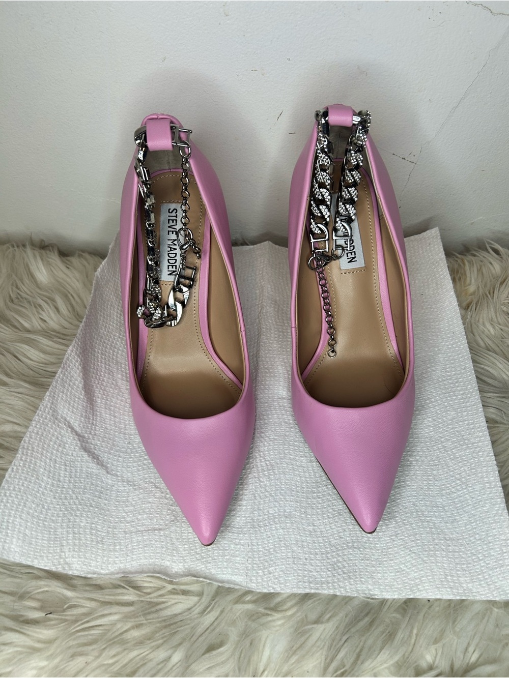 Steve Madden Pink Pointed Toe Pumps with Chain Detail